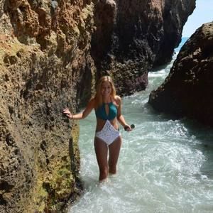 Meet your Posher, Julia